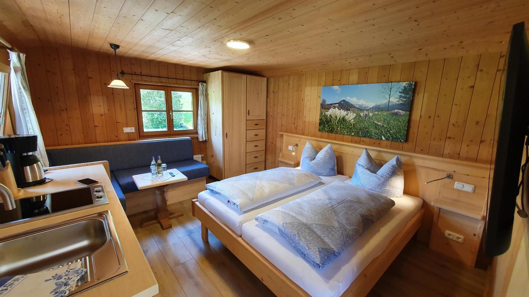 Der Anderlbauer Am See Schliersee Bilik gambar